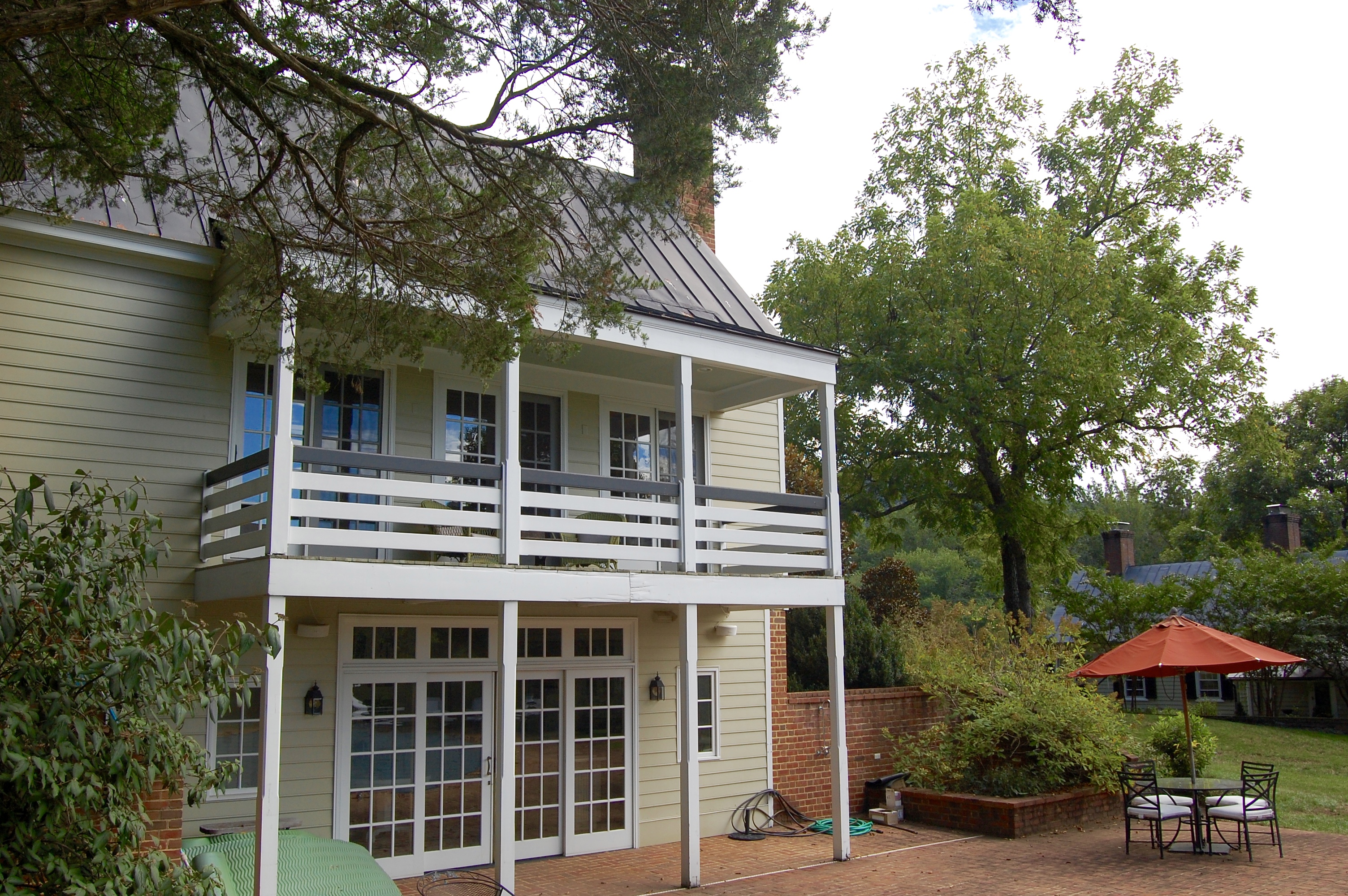 Temple Hill Cottage - Two Bedroom cottage for extended stays in Charlottesville, VA