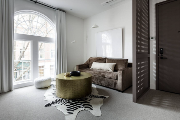 A hotel room in Charlottesville 